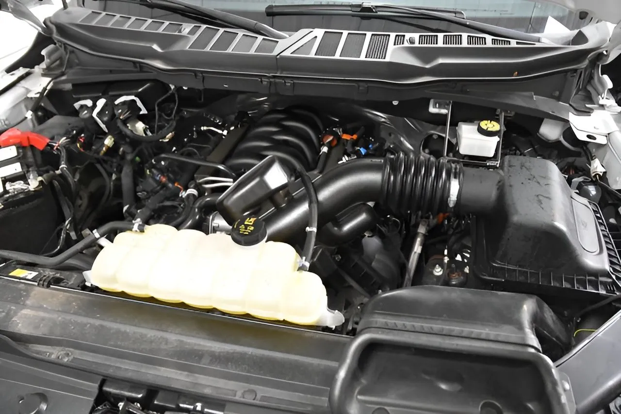 2023 Ford F-150 XLT photo 30
