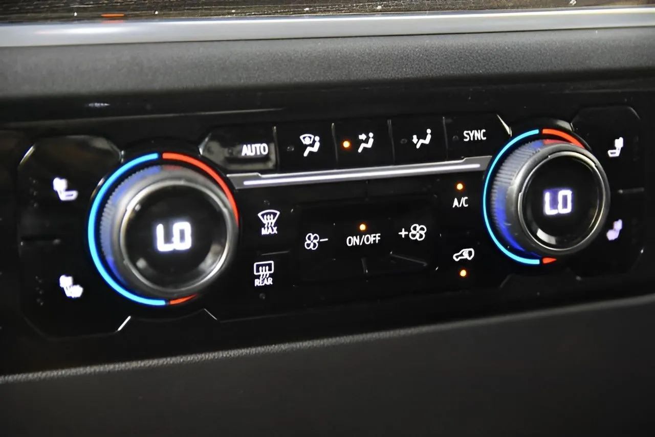 2022 Chevrolet Silverado 1500 LT photo 39
