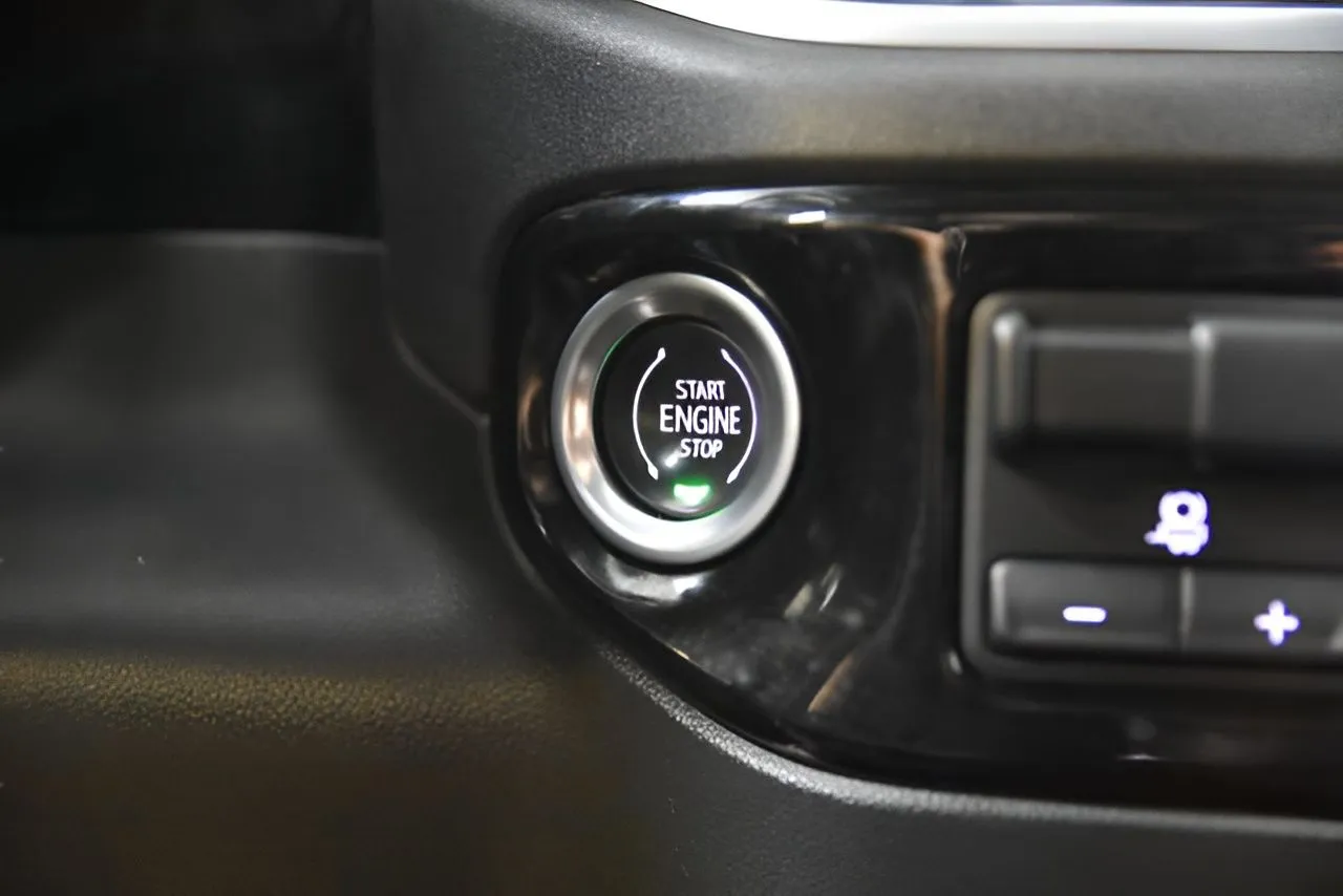 2022 Chevrolet Silverado 1500 LT photo 12