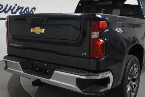 Another view of 2022 Chevrolet Silverado 1500 LT for sale in McAllen, TX at Trevinos Auto Mart