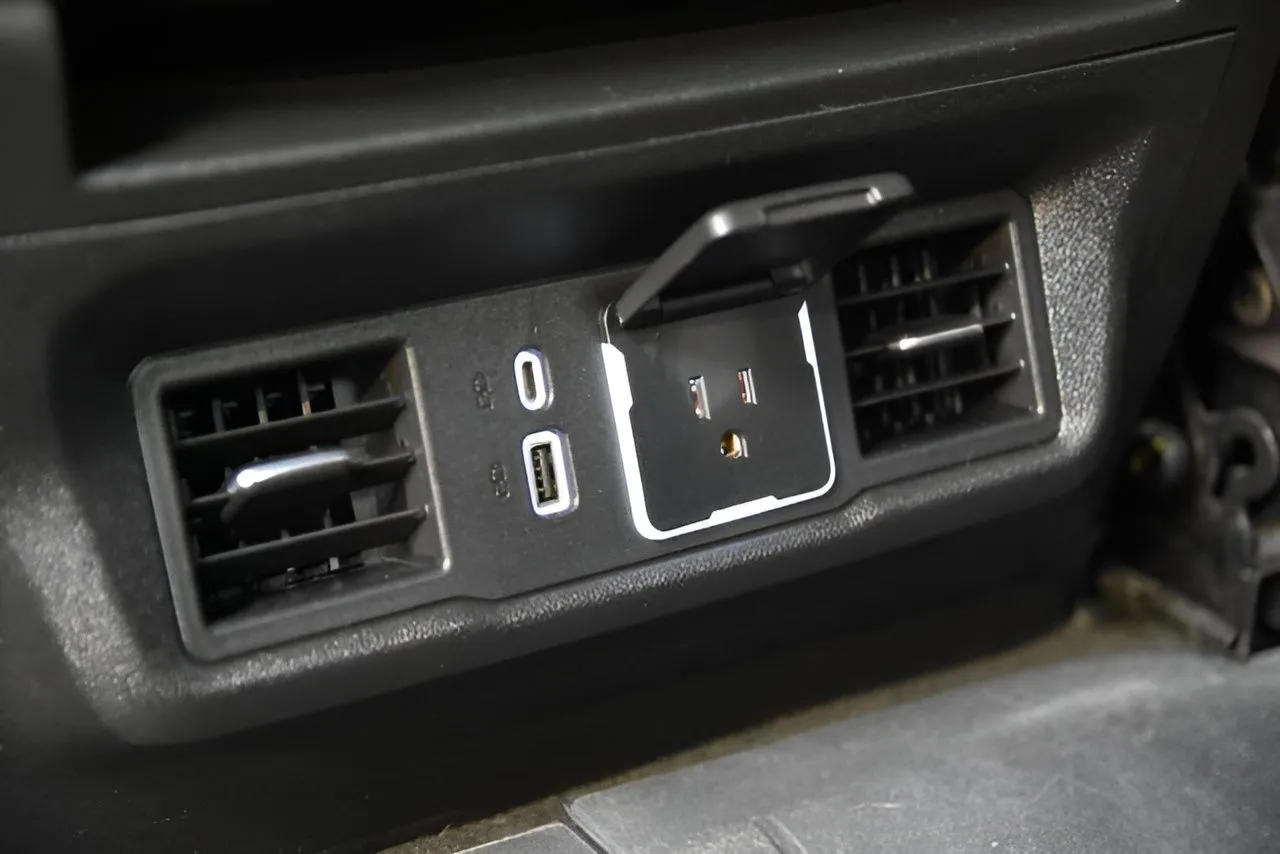 2022 Chevrolet Silverado 1500 LT photo 13