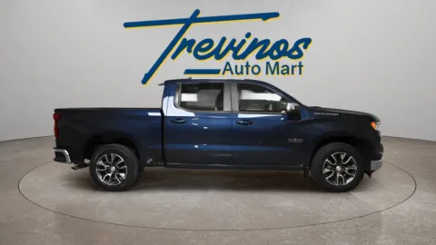 More photos of 2022 Chevrolet Silverado 1500 LT at Trevinos Auto Mart, TX
