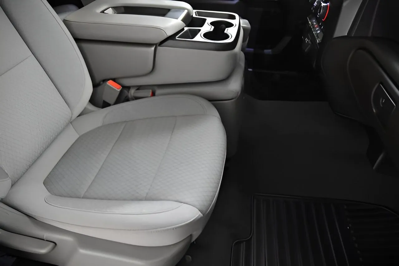 2022 Chevrolet Silverado 1500 LT photo 11