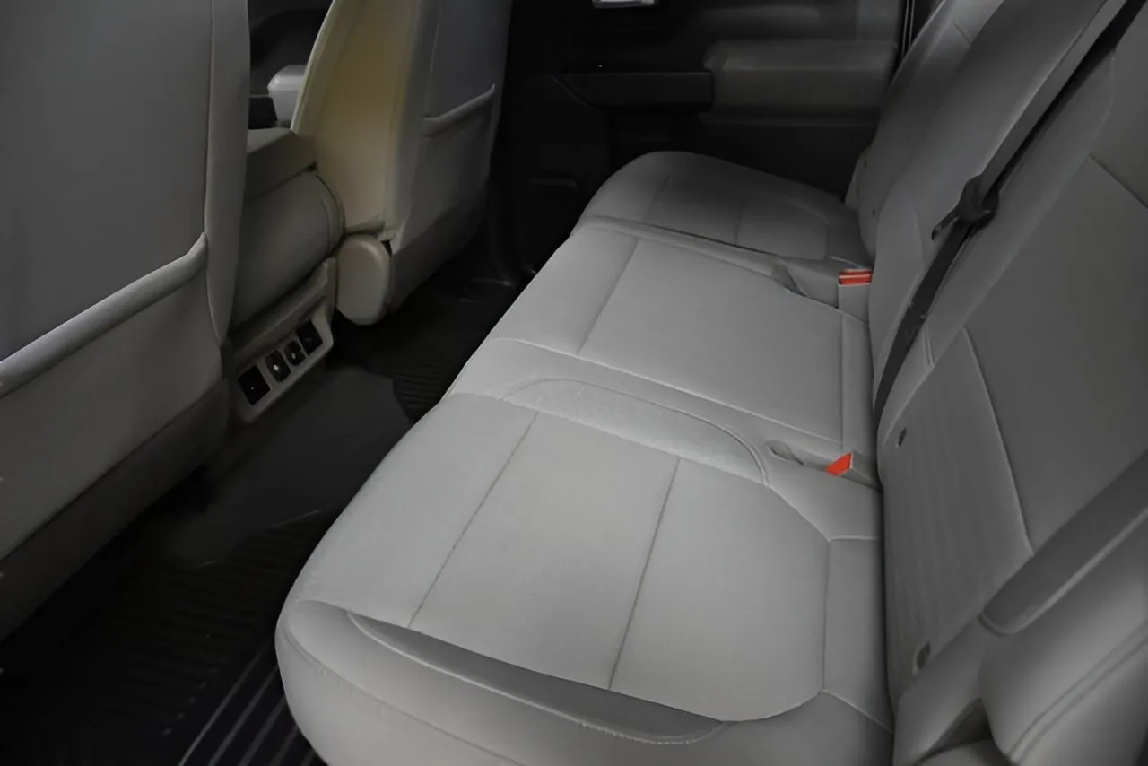 2022 Chevrolet Silverado 1500 LT photo 24