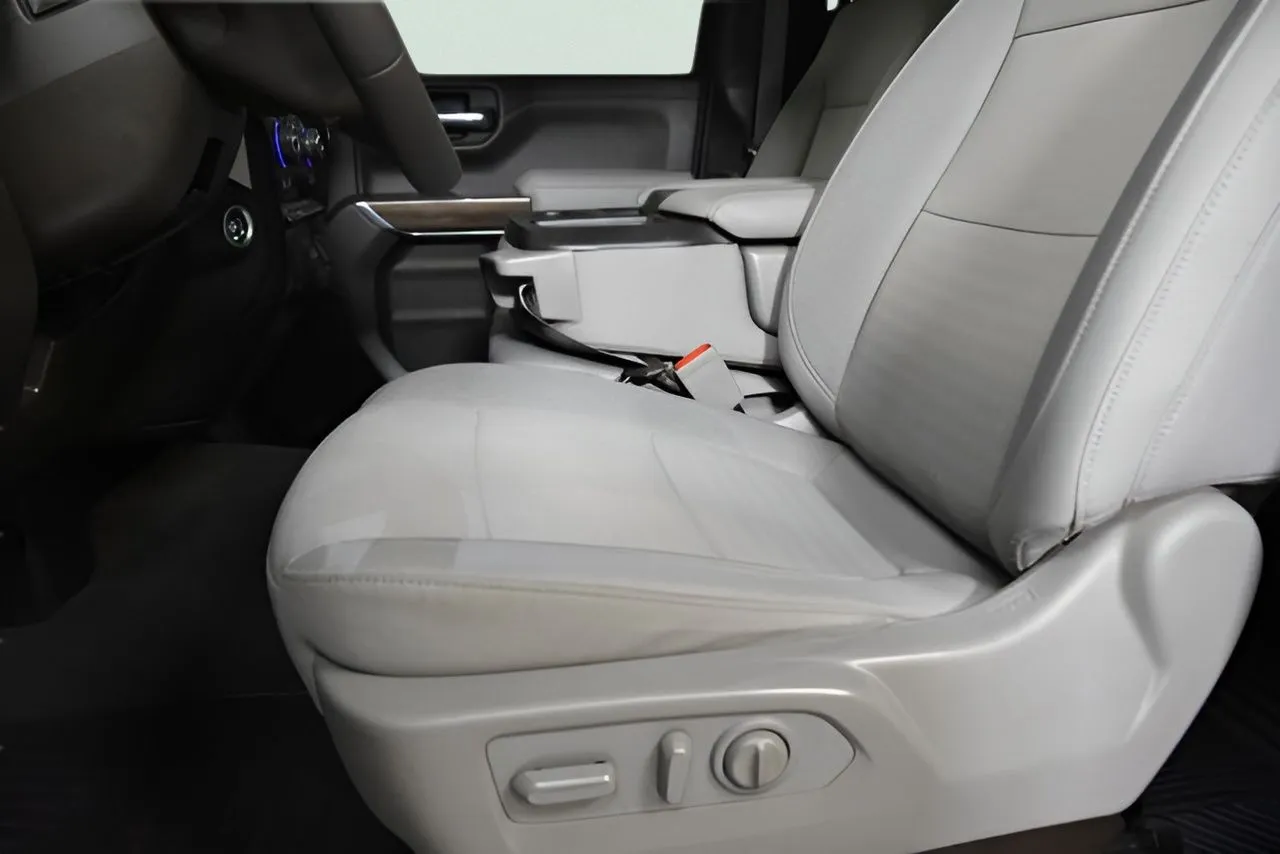 2022 Chevrolet Silverado 1500 LT photo 19