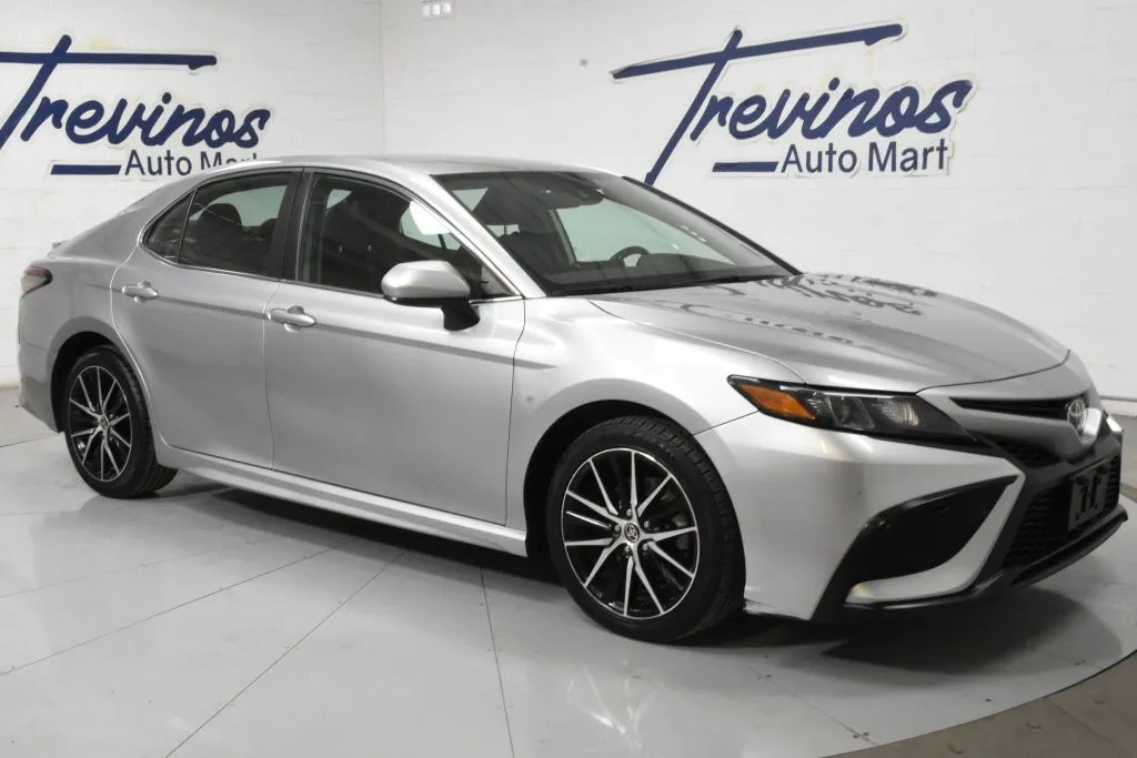 Silver 2021 Toyota Camry SE Sedan 4D for sale in McAllen, TX