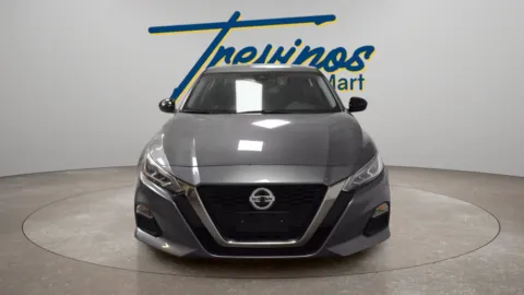 More photos of 2022 Nissan Altima 2.5 SR at Trevinos Auto Mart, TX