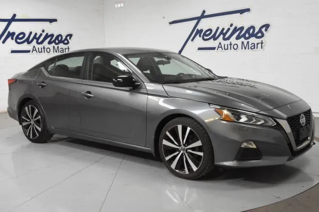 Gray 2022 Nissan Altima 2.5 SR for sale in McAllen, TX