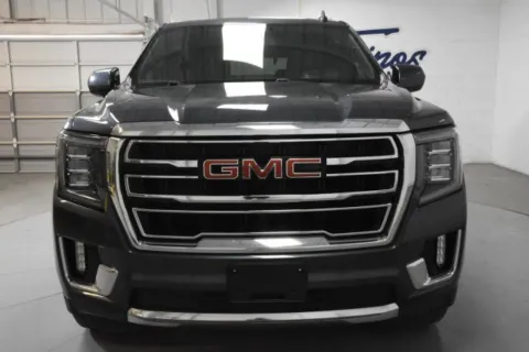 More photos of 2021 GMC Yukon SLT at Trevinos Auto Mart, TX