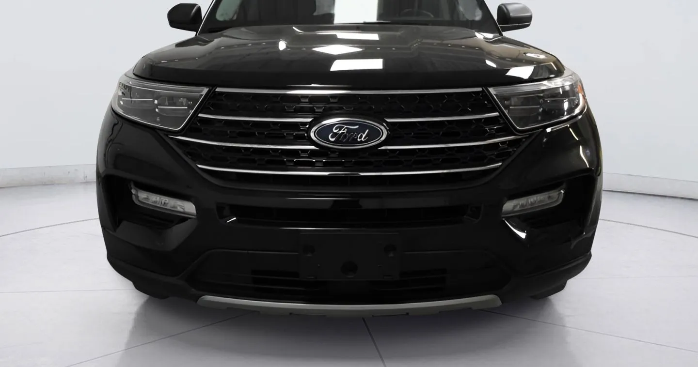 2023 Ford Explorer XLT photo 14