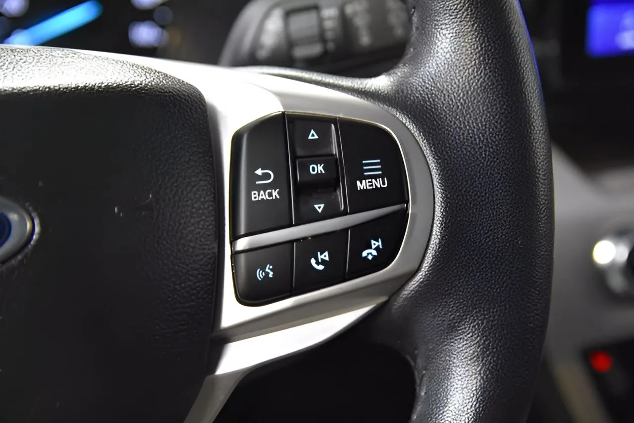 2023 Ford Explorer XLT photo 36