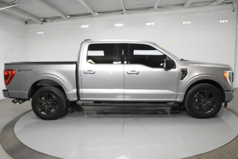 More photos of 2022 Ford F-150 SuperCrew Cab XLT Pickup 4D 5 1/2 ft at Trevinos Auto Mart, TX