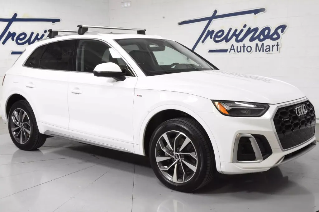 White 2024 Audi Q5 45 TFSI S line Premium Plus Sport Utility 4D for sale in McAllen, TX
