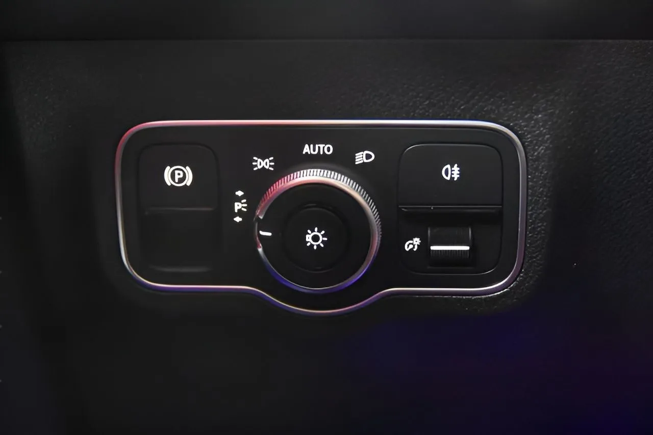 2021 Mercedes Benz GLB 35 AMG photo 6