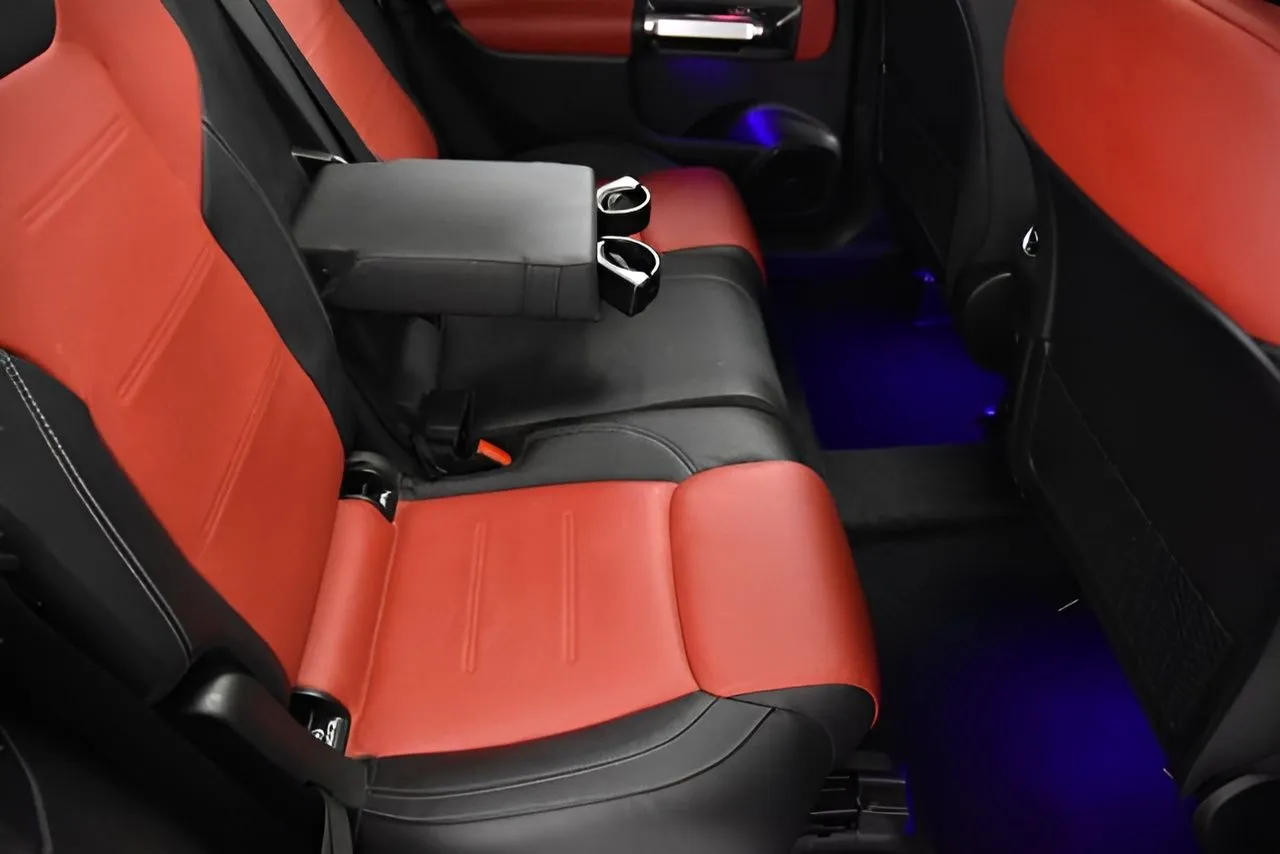2021 Mercedes Benz GLB 35 AMG photo 11