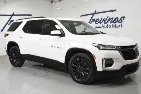 White 2022 Chevrolet Traverse RS Sport Utility 4D for sale in McAllen, TX