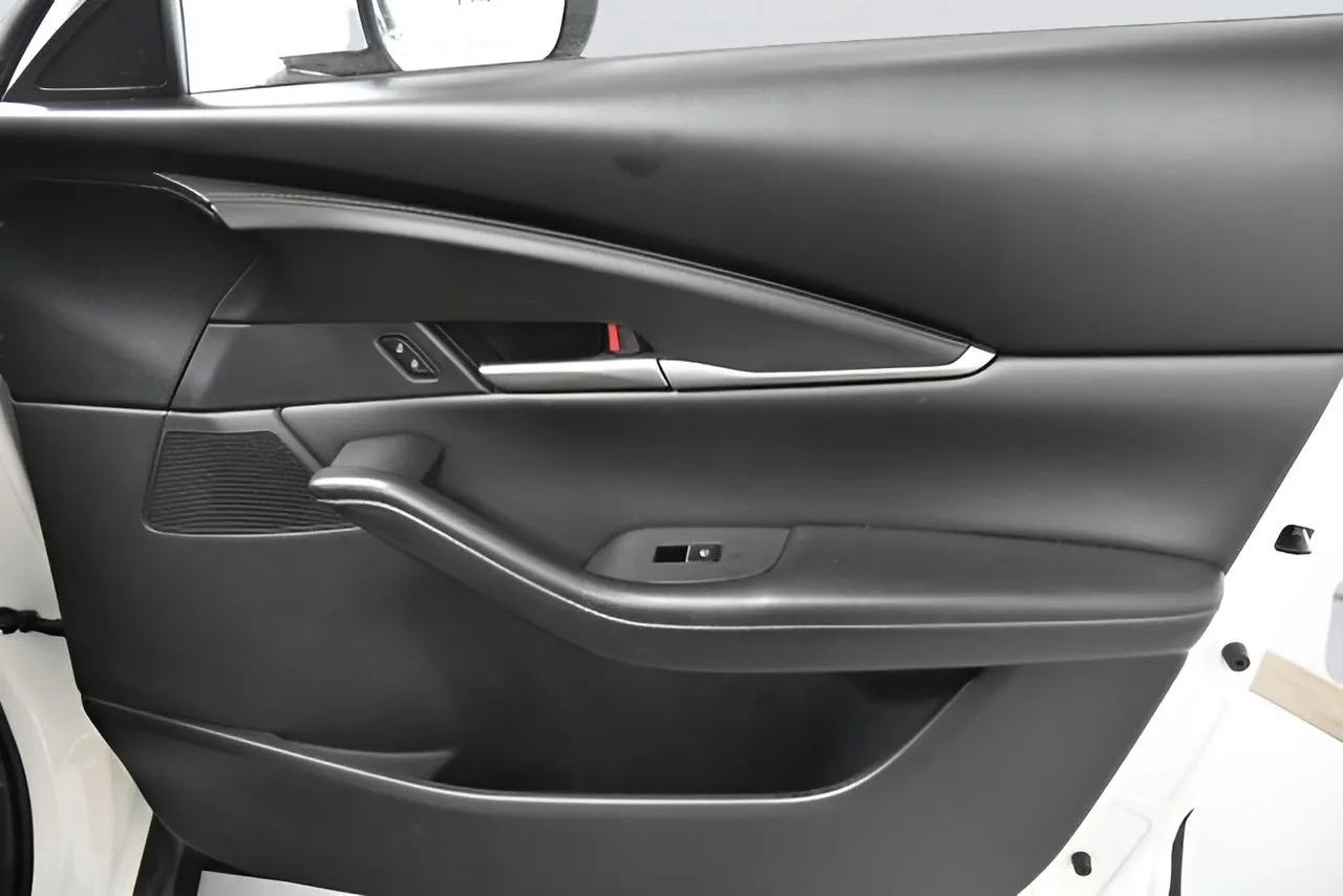 2023 Mazda CX-30 2.5 Select photo 17