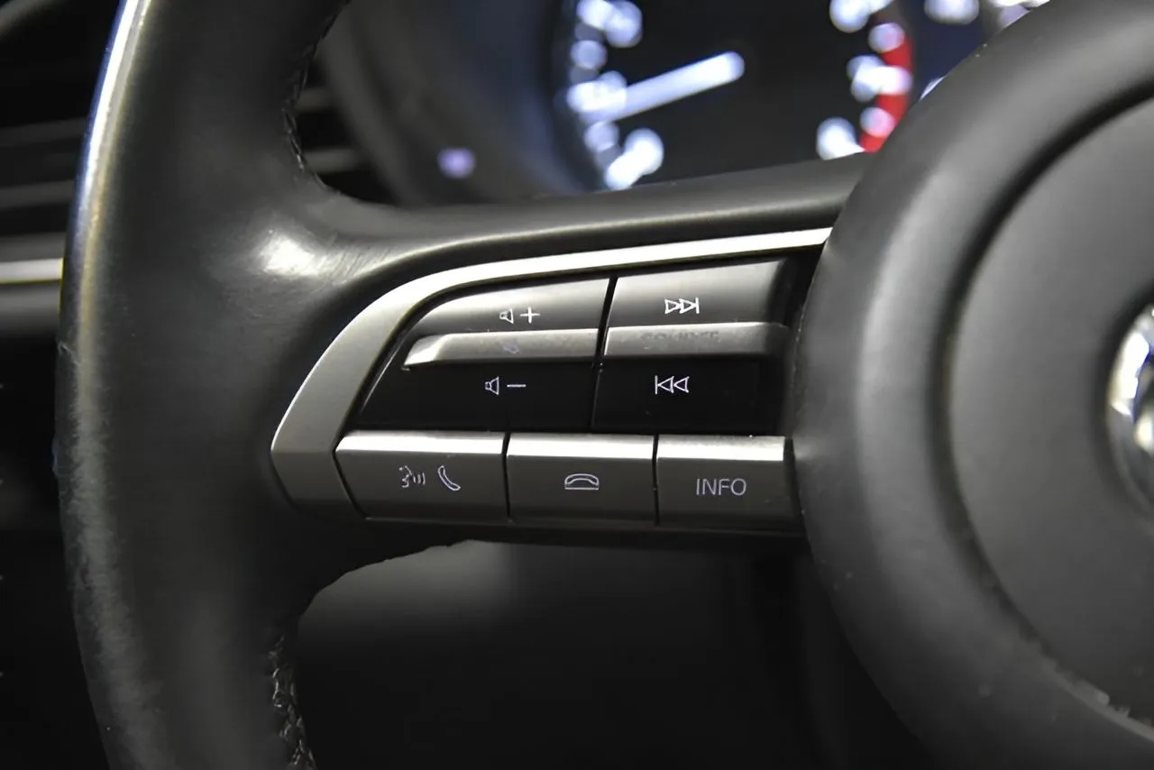 2023 Mazda CX-30 2.5 Select photo 6