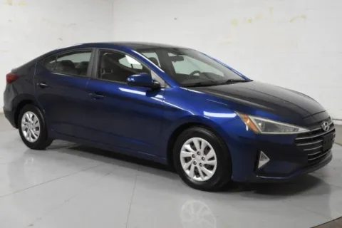 Blue 2019 Hyundai Elantra SE for sale in McAllen, TX