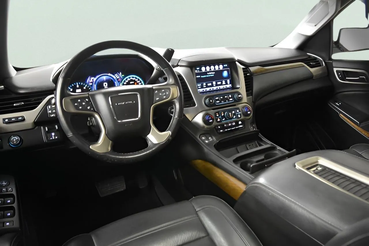 2019 Gmc Yukon Denali photo 25