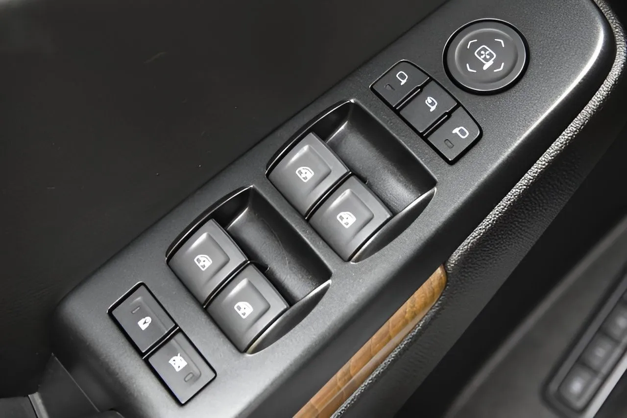 2019 Gmc Yukon Denali photo 18