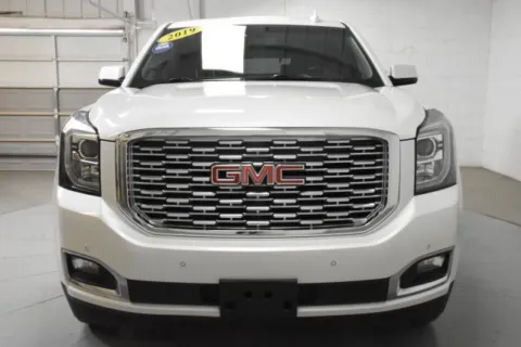 More photos of 2019 GMC Yukon Denali at Trevinos Auto Mart, TX