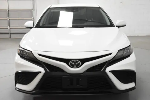 More photos of 2021 Toyota Camry SE Sedan 4D at Trevinos Auto Mart, TX