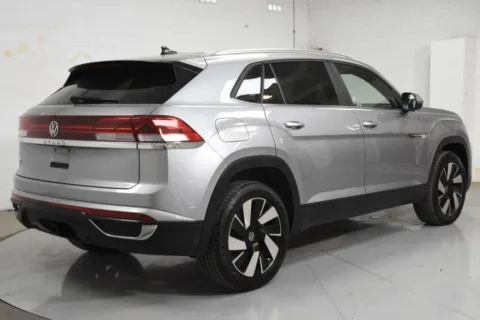 Photos of 2024 Volkswagen Atlas Cross Sport SE w/Technology Sport Utility 4D for sale in McAllen, TX at Trevinos Auto Mart