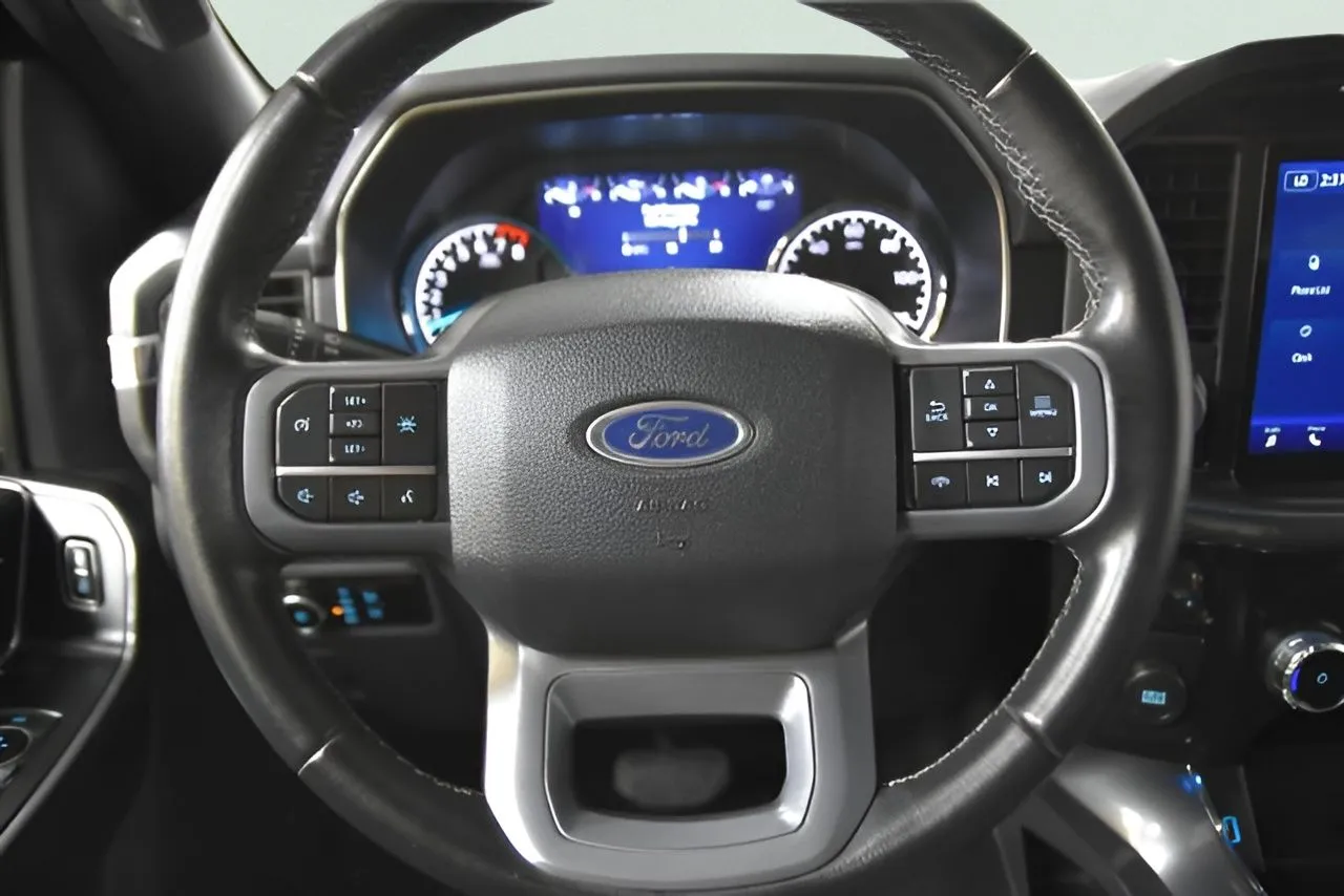 2023 Ford F-150 XLT photo 20
