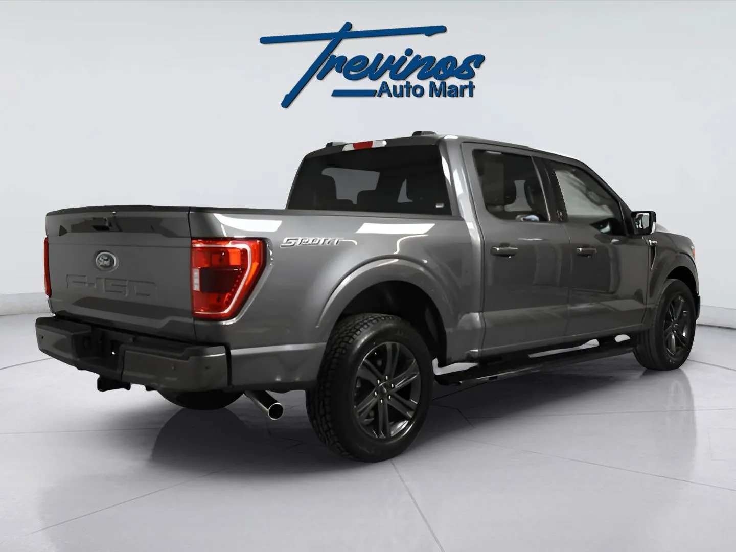 2023 Ford F-150 XLT photo 16