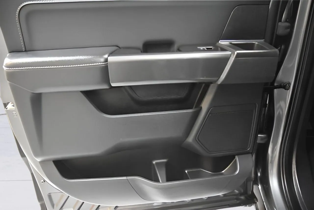 2023 Ford F-150 XLT photo 42