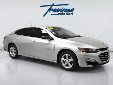 Silver 2021 Chevrolet Malibu LS for sale in McAllen, TX