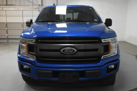 More photos of 2020 Ford F-150 SuperCrew Cab XLT Pickup 4D 5 1/2 ft at Trevinos Auto Mart, TX