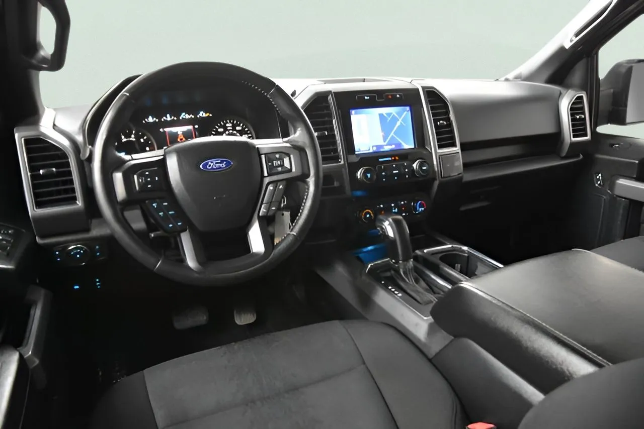 2020 Ford F-150 XLT photo 37