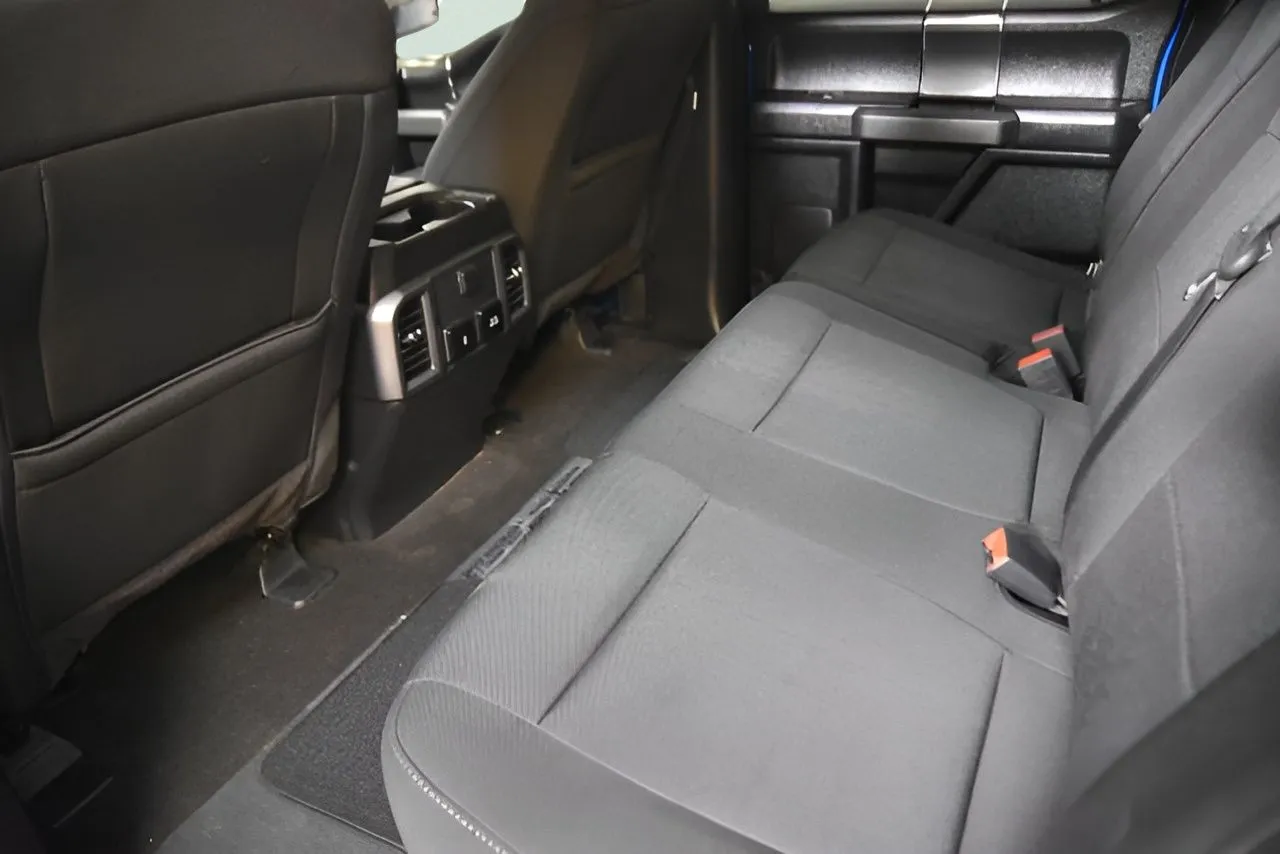 2020 Ford F-150 XLT photo 12