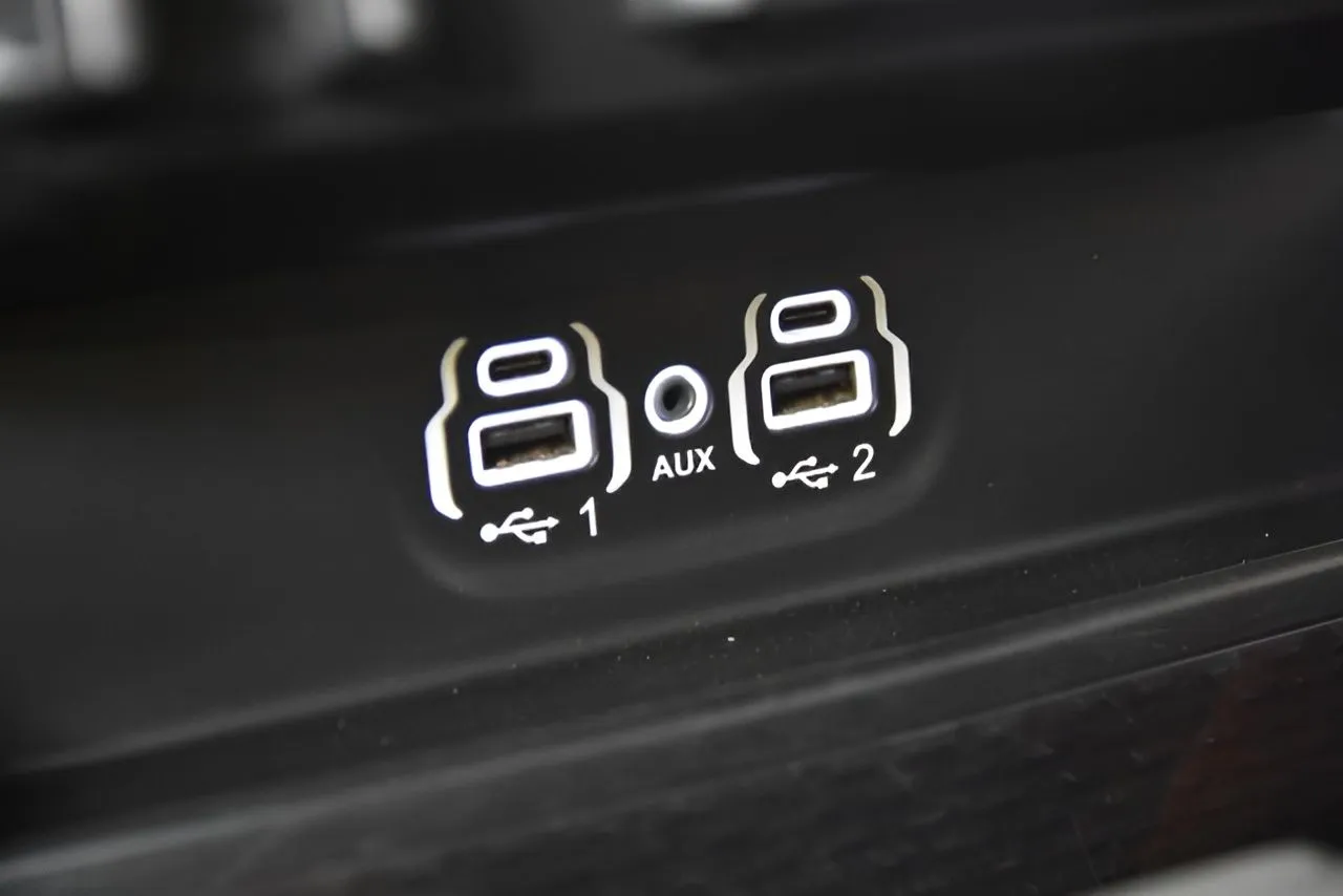 2020 Ram 1500 Rebel photo 37