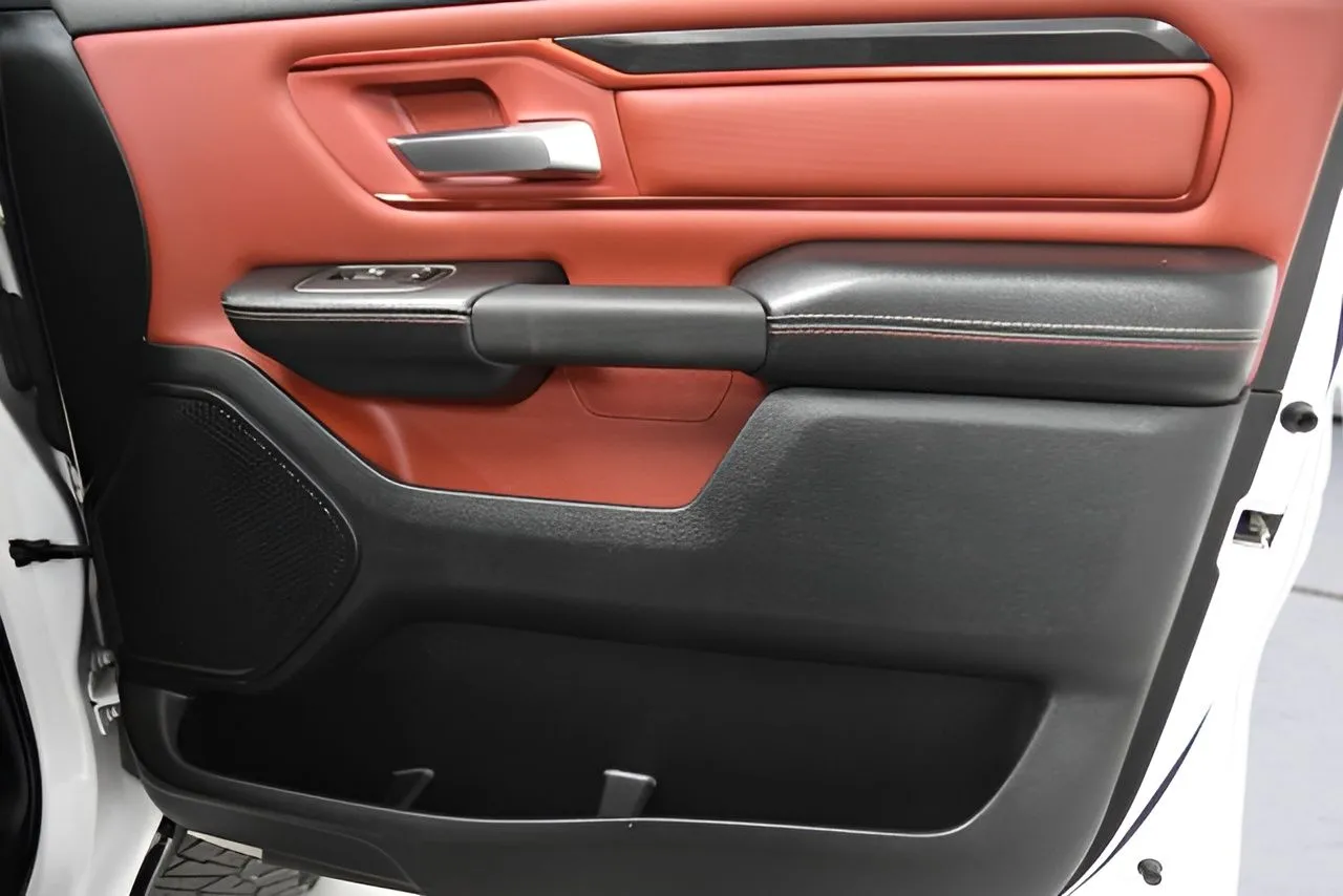2020 Ram 1500 Rebel photo 13