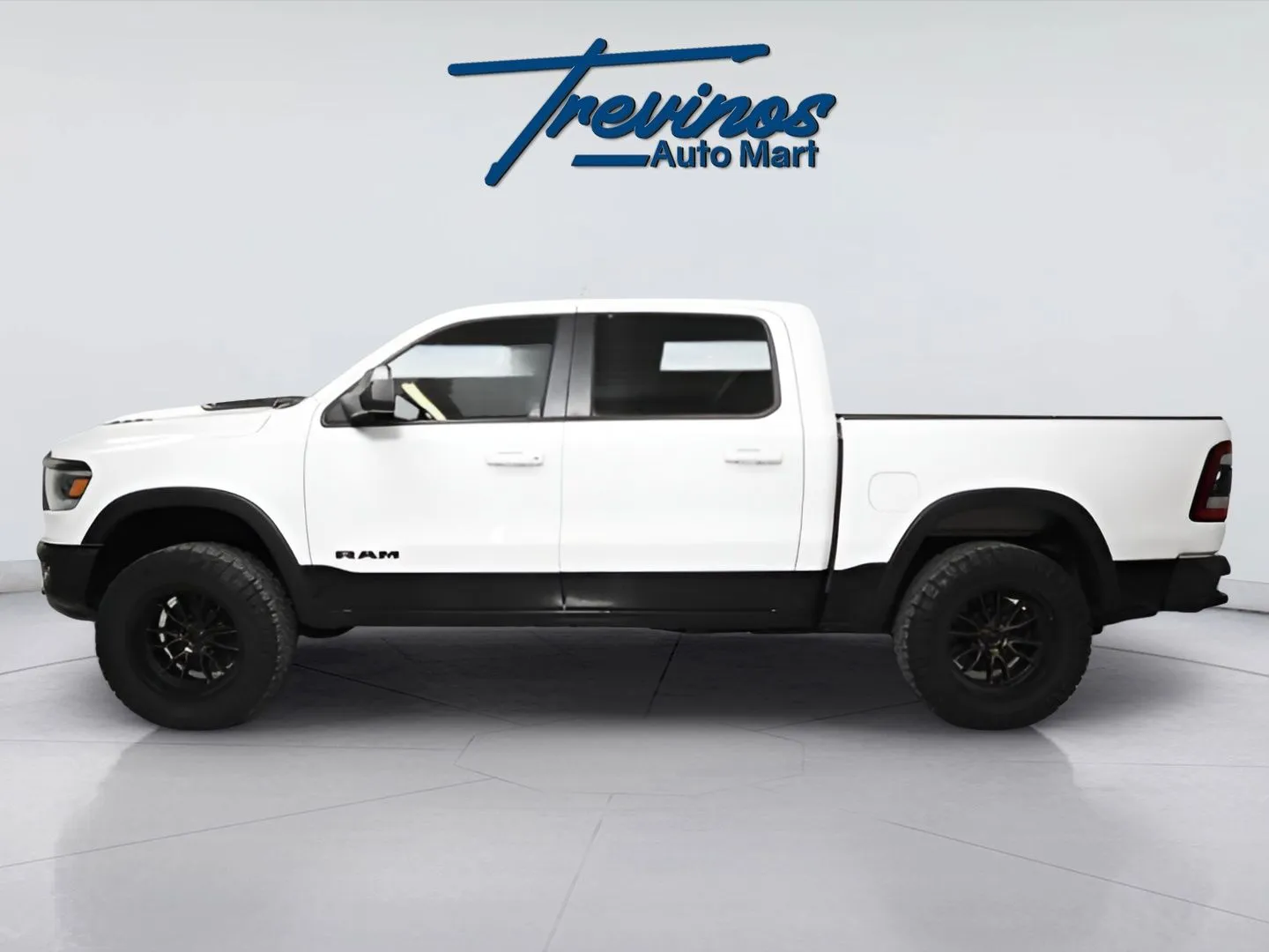 2020 Ram 1500 Rebel photo 32