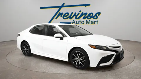 White 2023 Toyota Camry SE for sale in McAllen, TX