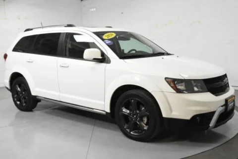 White 2020 Dodge Journey Crossroad for sale in McAllen, TX