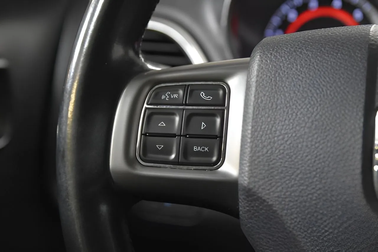 2020 Dodge Journey Crossroad photo 6