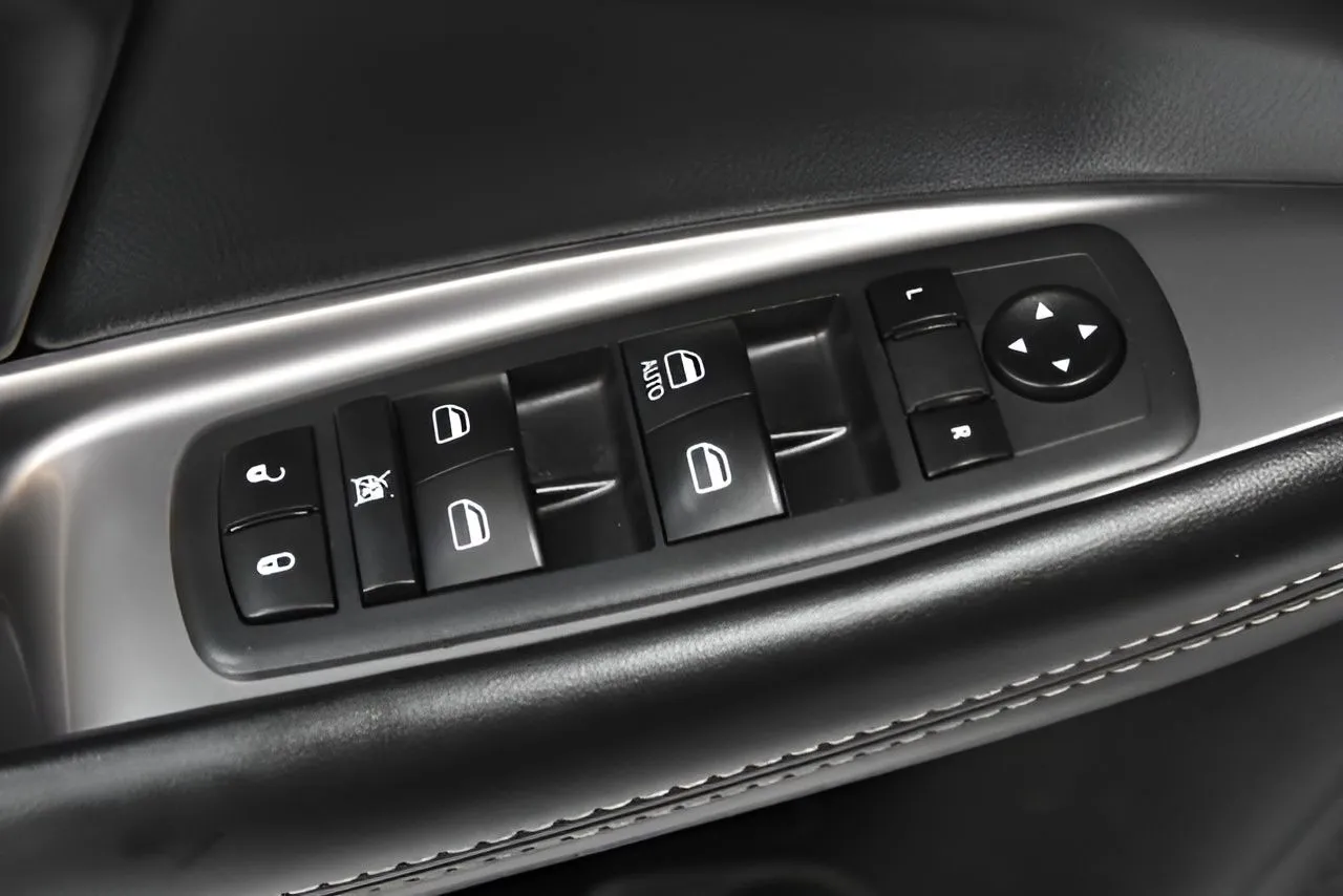 2020 Dodge Journey Crossroad photo 14