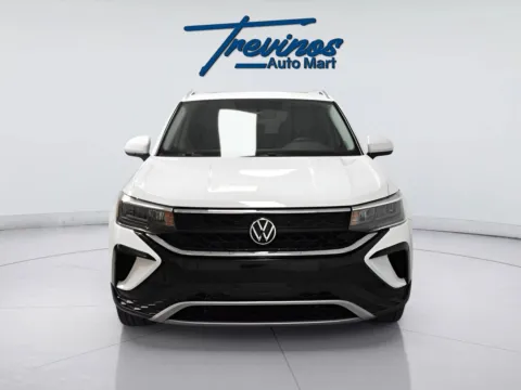 More photos of 2022 Volkswagen Taos 1.5T SE at Trevinos Auto Mart, TX