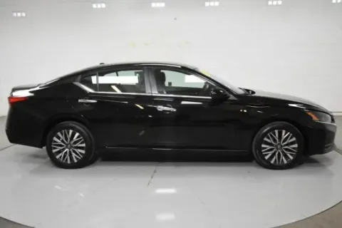 More photos of 2024 Nissan Altima 2.5 SV at Trevinos Auto Mart, TX