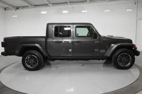 More photos of 2023 Jeep Gladiator Overland at Trevinos Auto Mart, TX