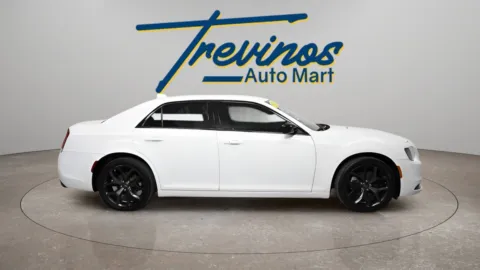 More photos of 2023 Chrysler 300 Touring at Trevinos Auto Mart, TX