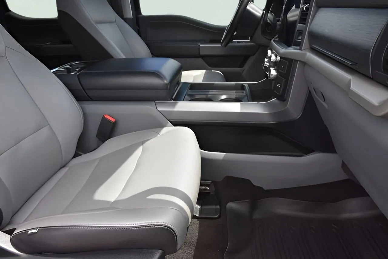 2021 Ford F-150 XLT photo 25