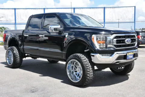 Black 2021 Ford F-150 XLT for sale in McAllen, TX