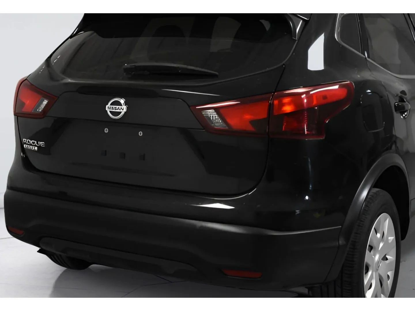 2019 Nissan Rogue Sport S photo 26
