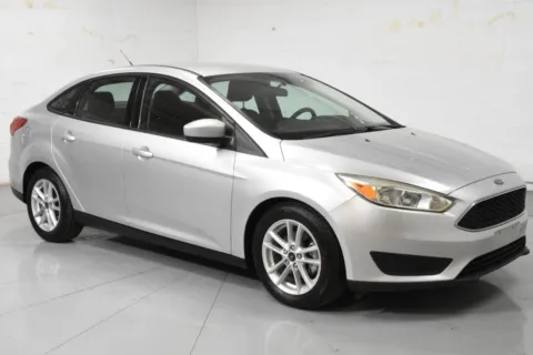 Silver 2018 Ford Focus SE for sale in McAllen, TX